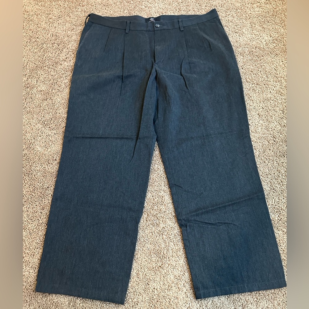 Dockers Men's Signature Khaki Gray Size 40x30